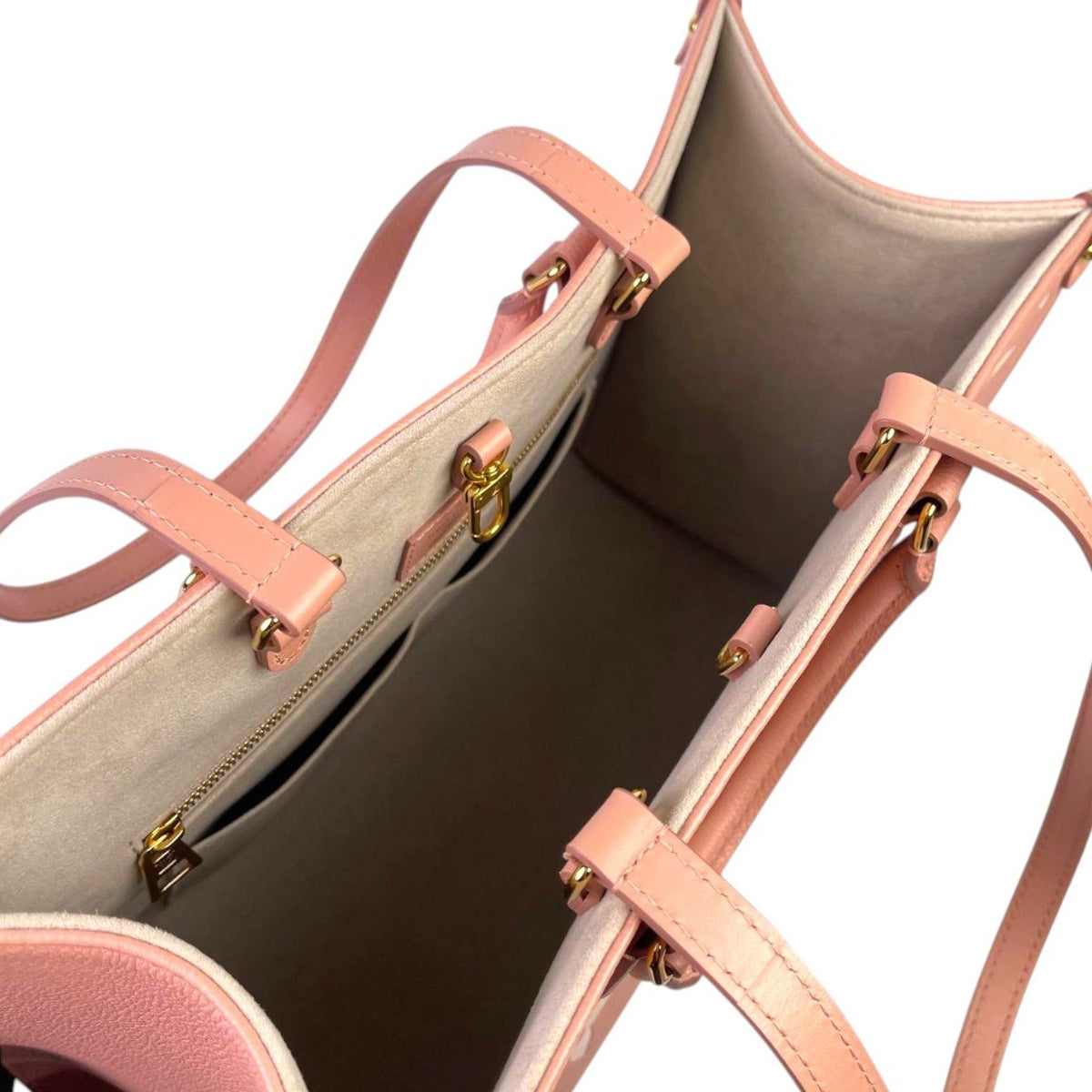 Louis Vuitton OnTheGo MM
