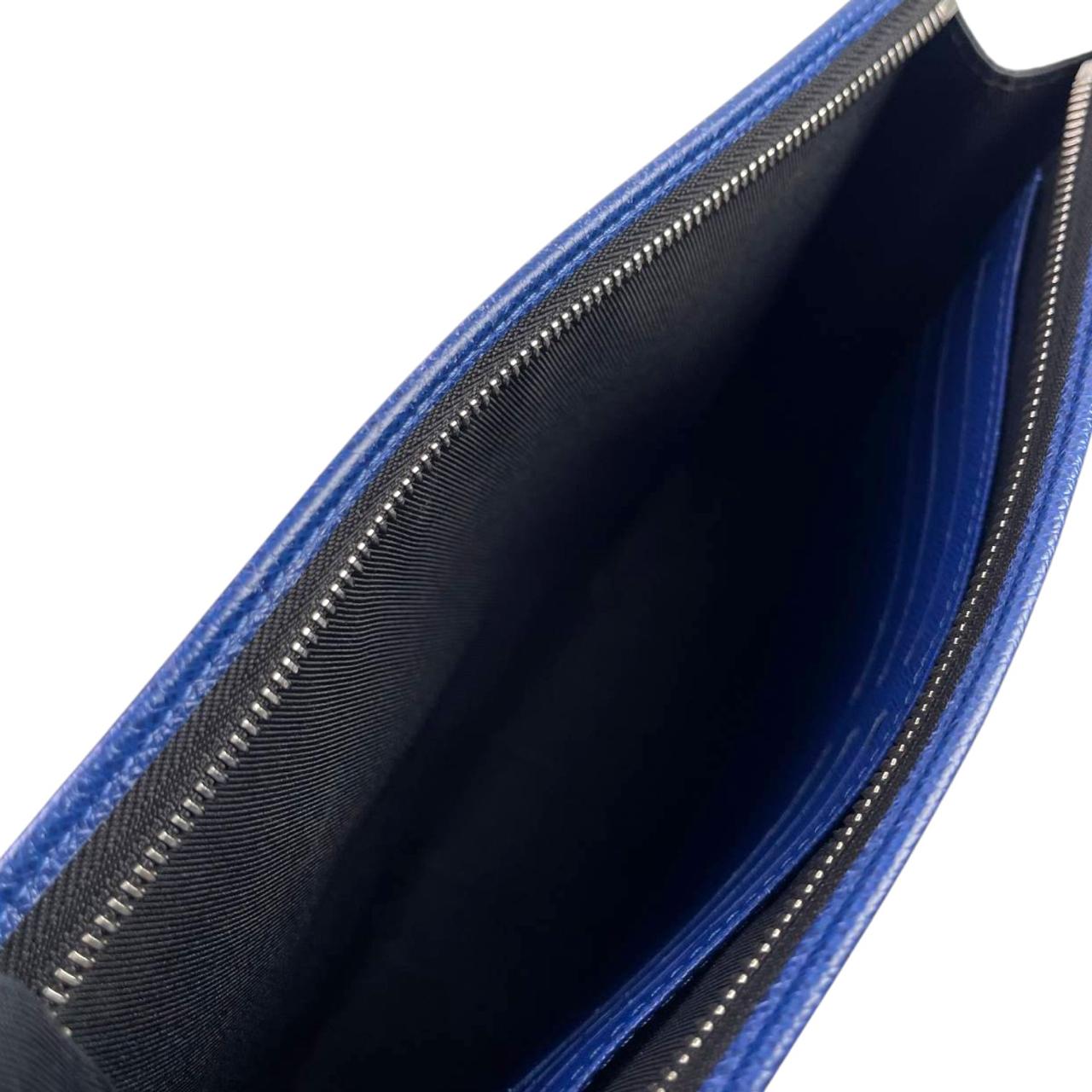 LV Pochette Voyage