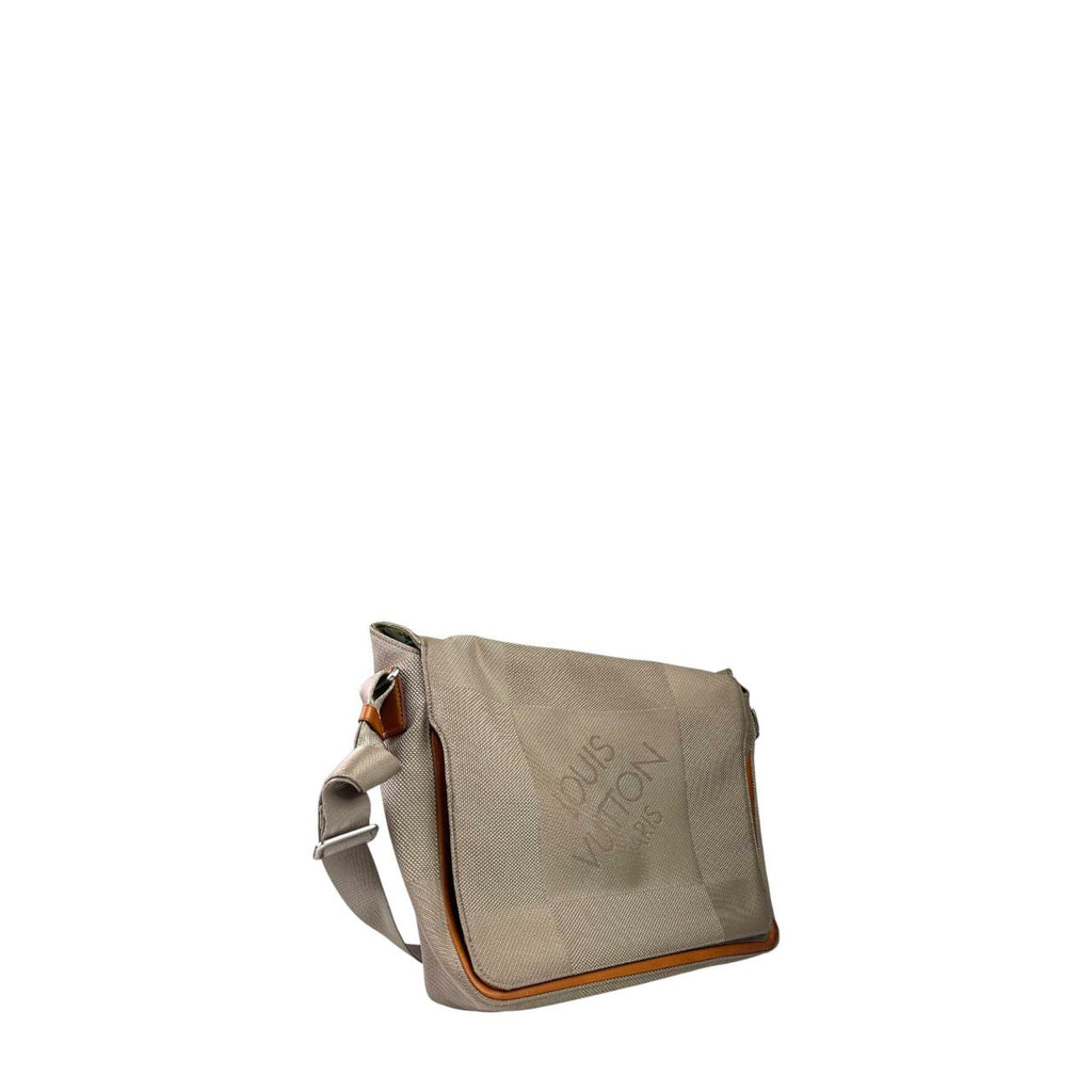 LV Messenger
