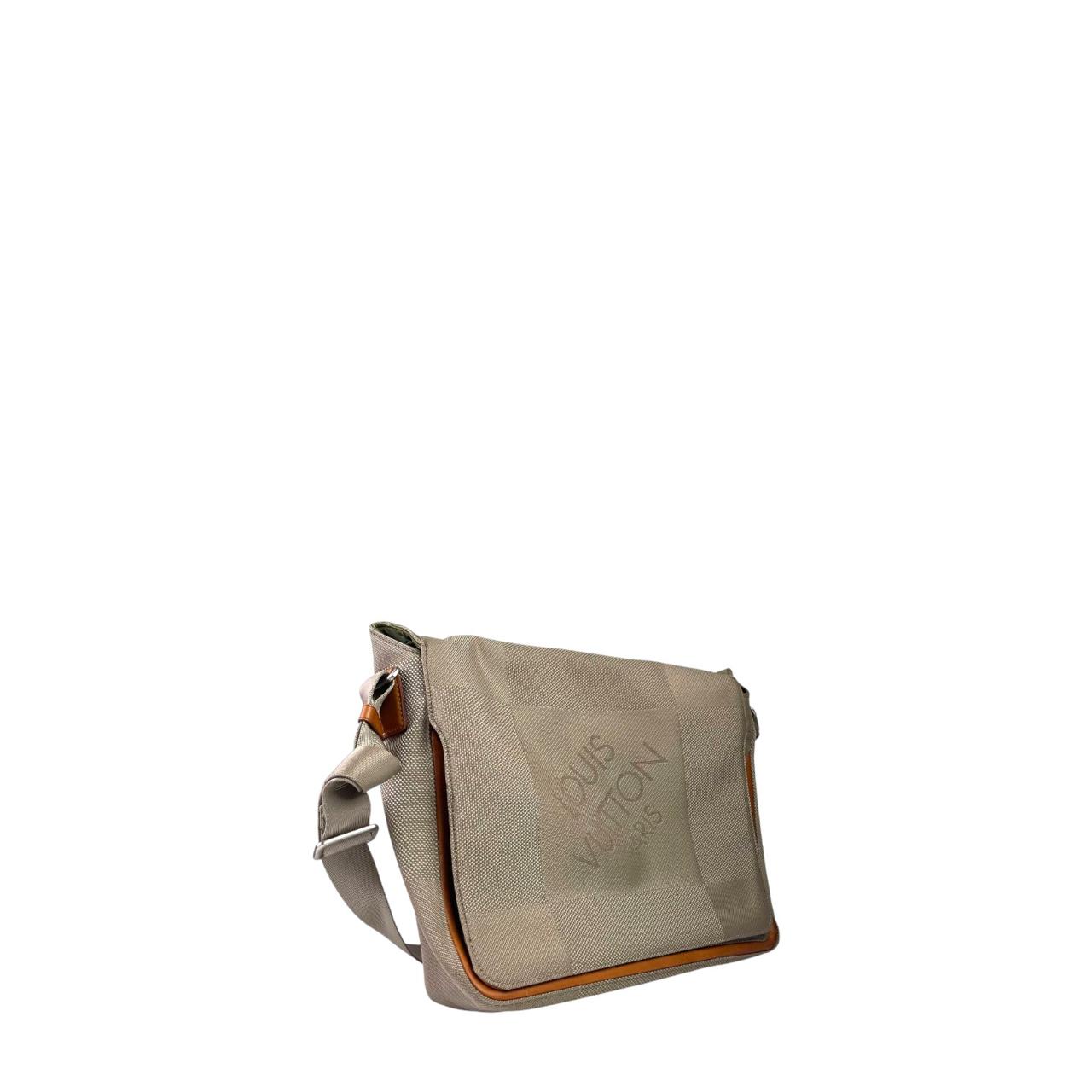 LV Messenger