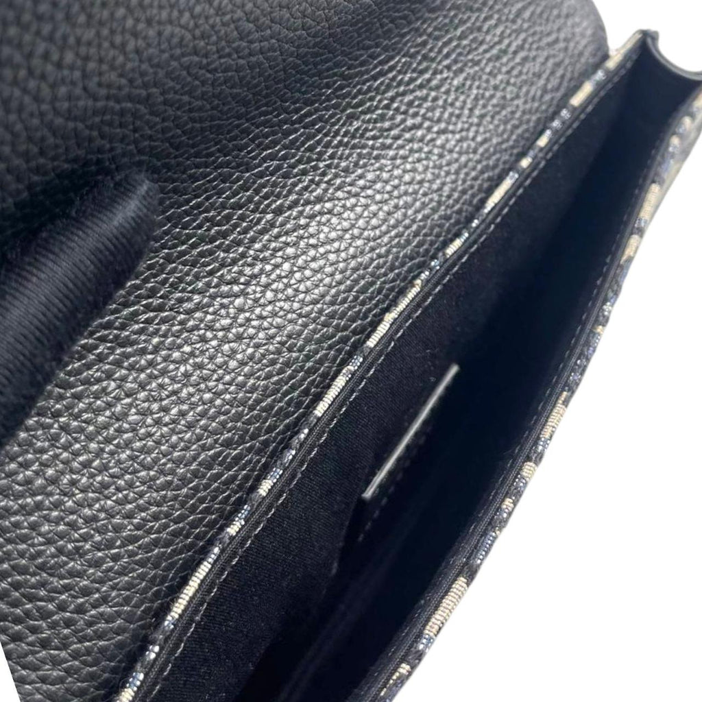 Dior Messenger