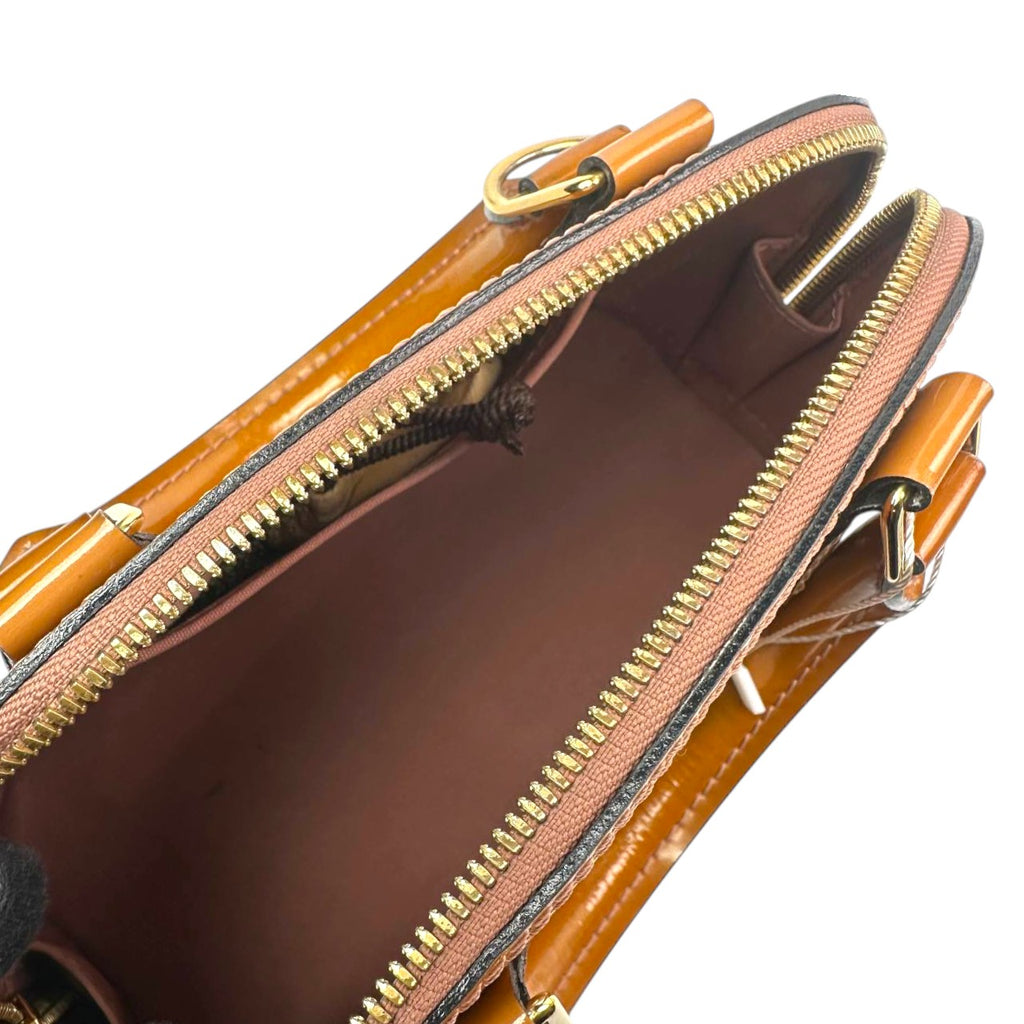 LV Alma BB Vernis