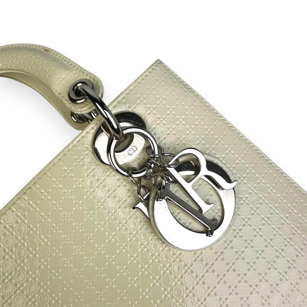 Lady Dior White (24.5cm) P5428