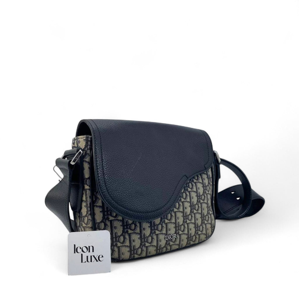 Dior Saddle Pouch