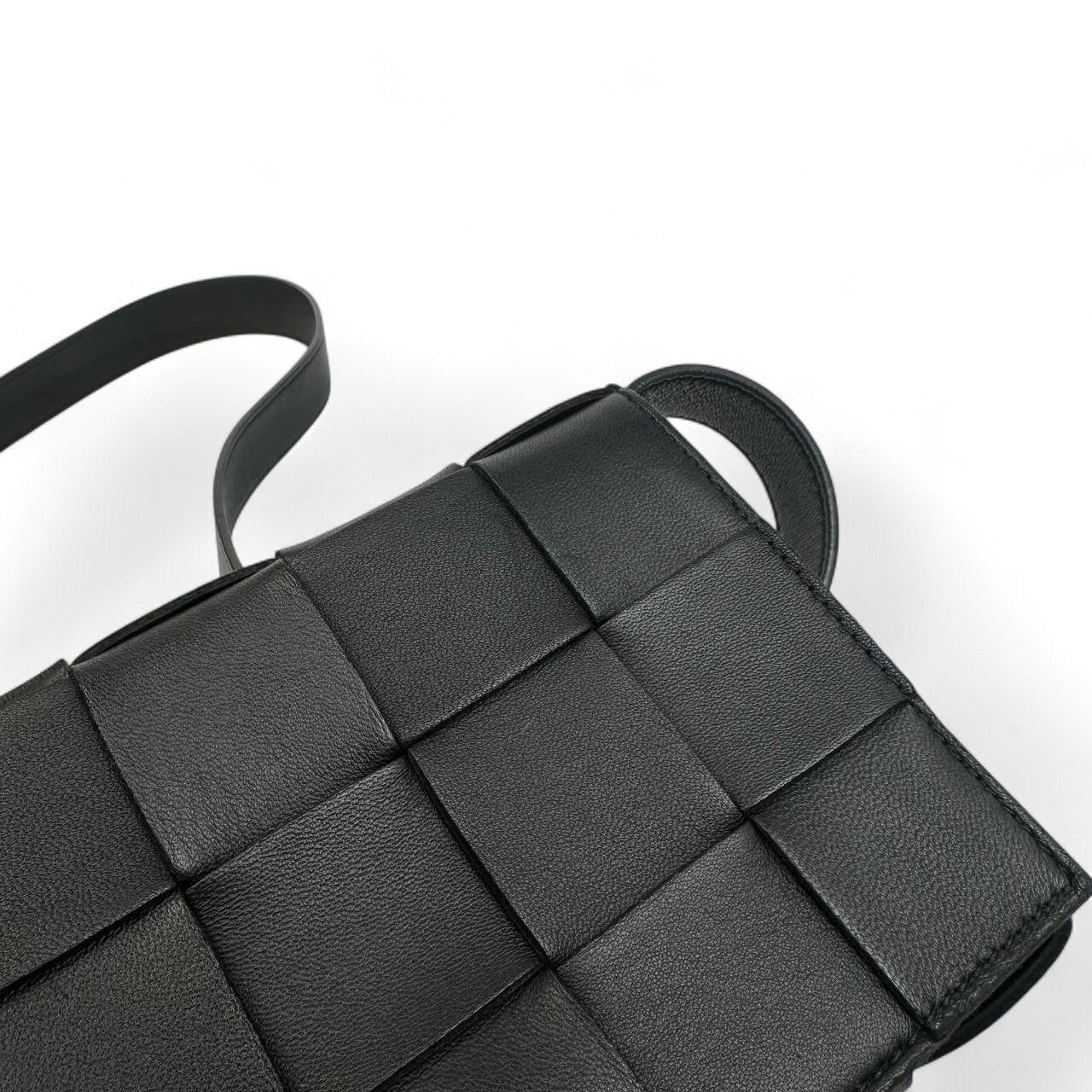 Bottega Casette