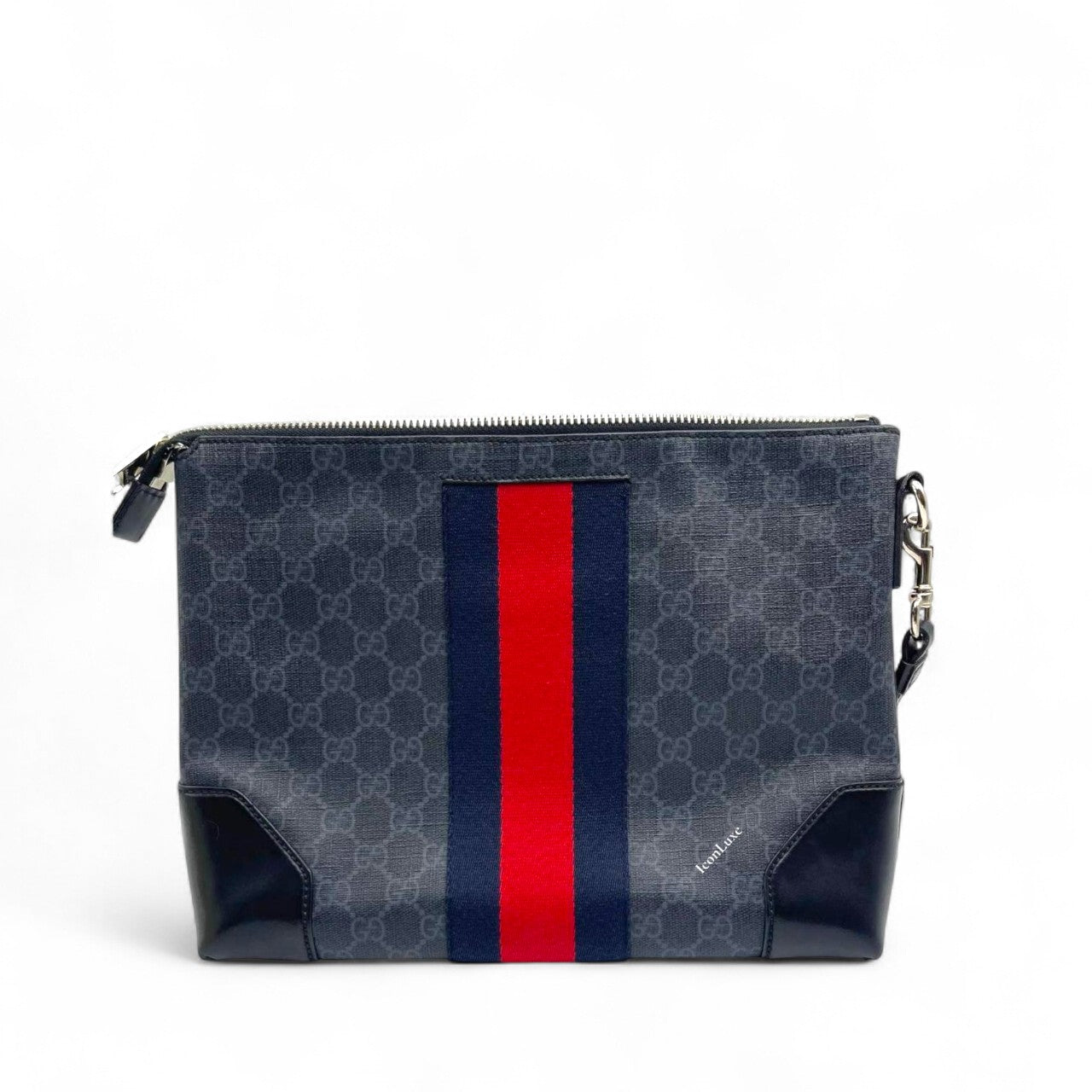 Gucci GG Supreme Pouch