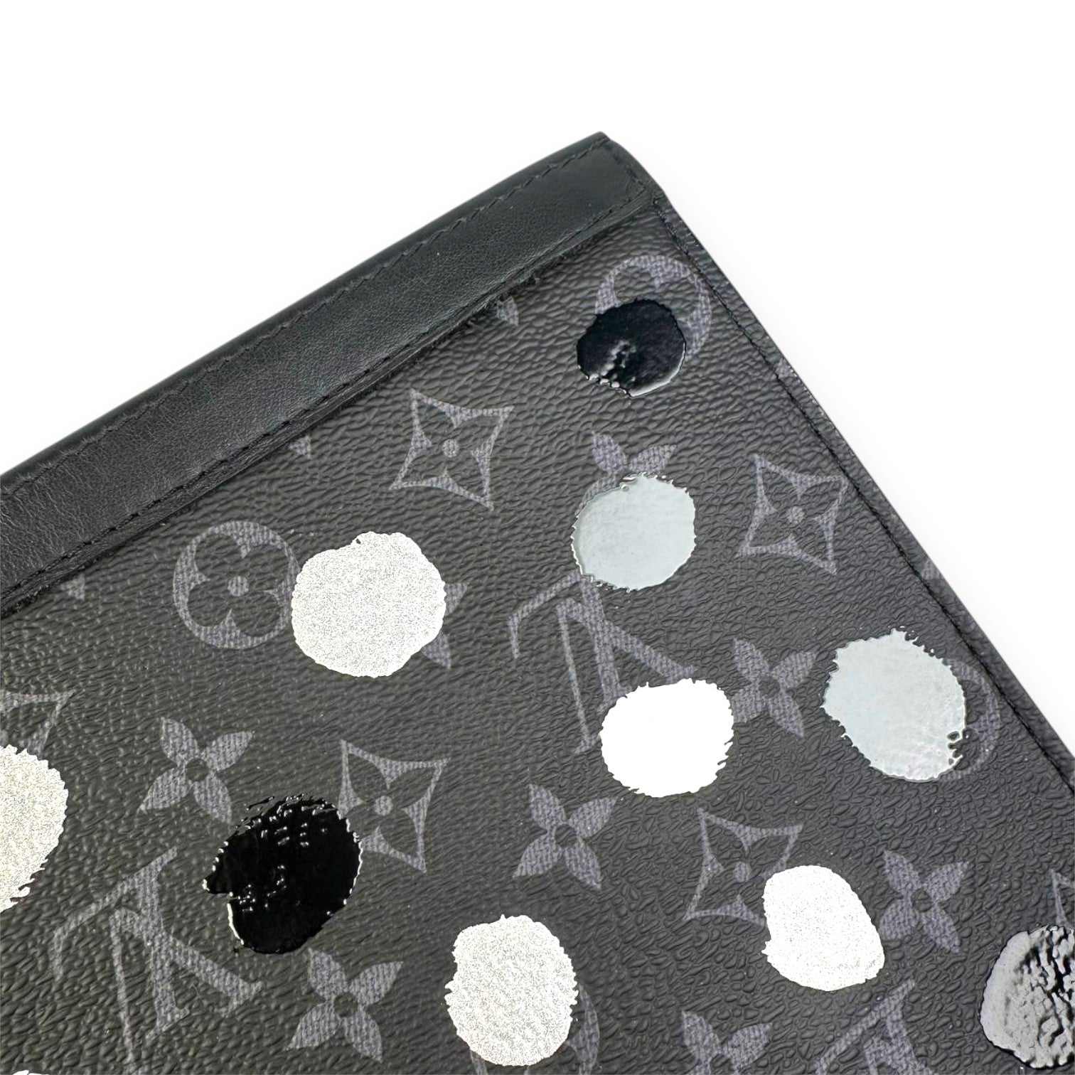 LV Clutch Yayoi P5479