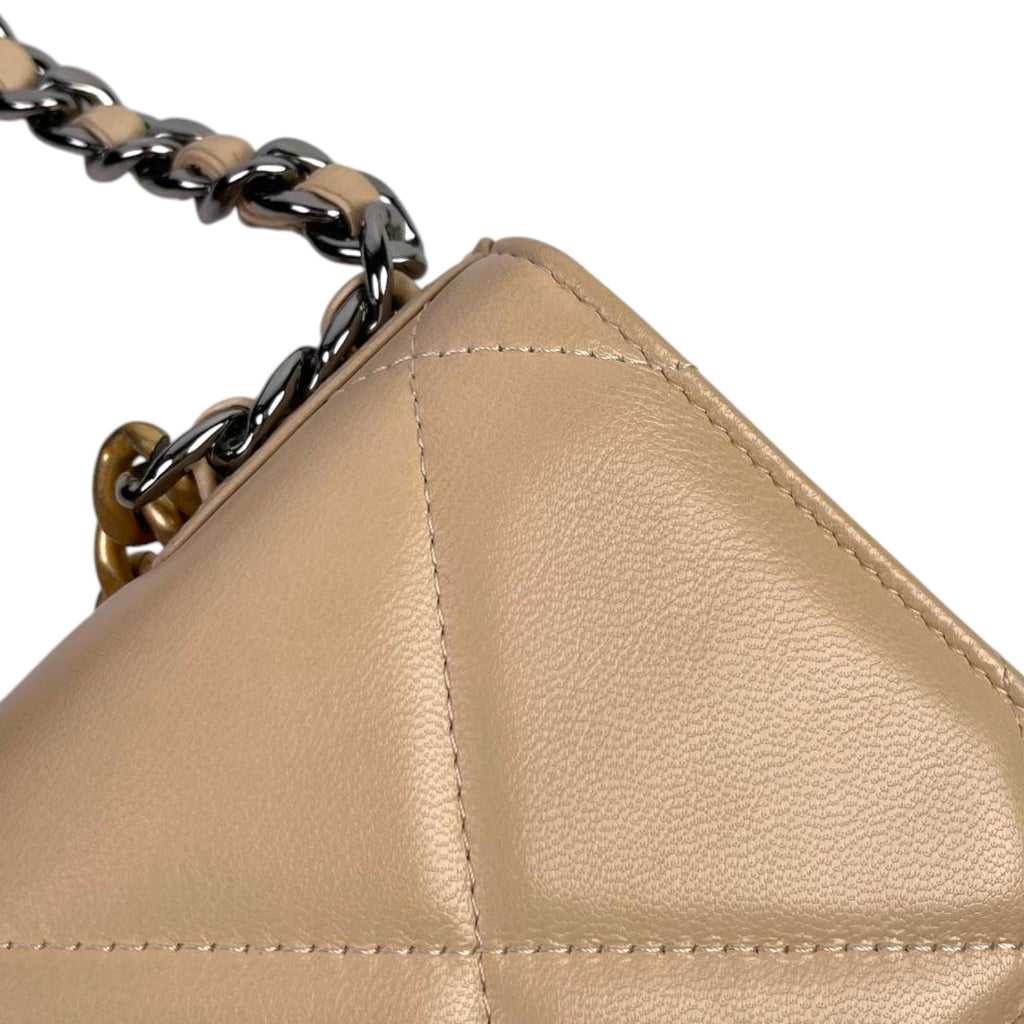 Chanel 19 Wallet on Chain (WOC)