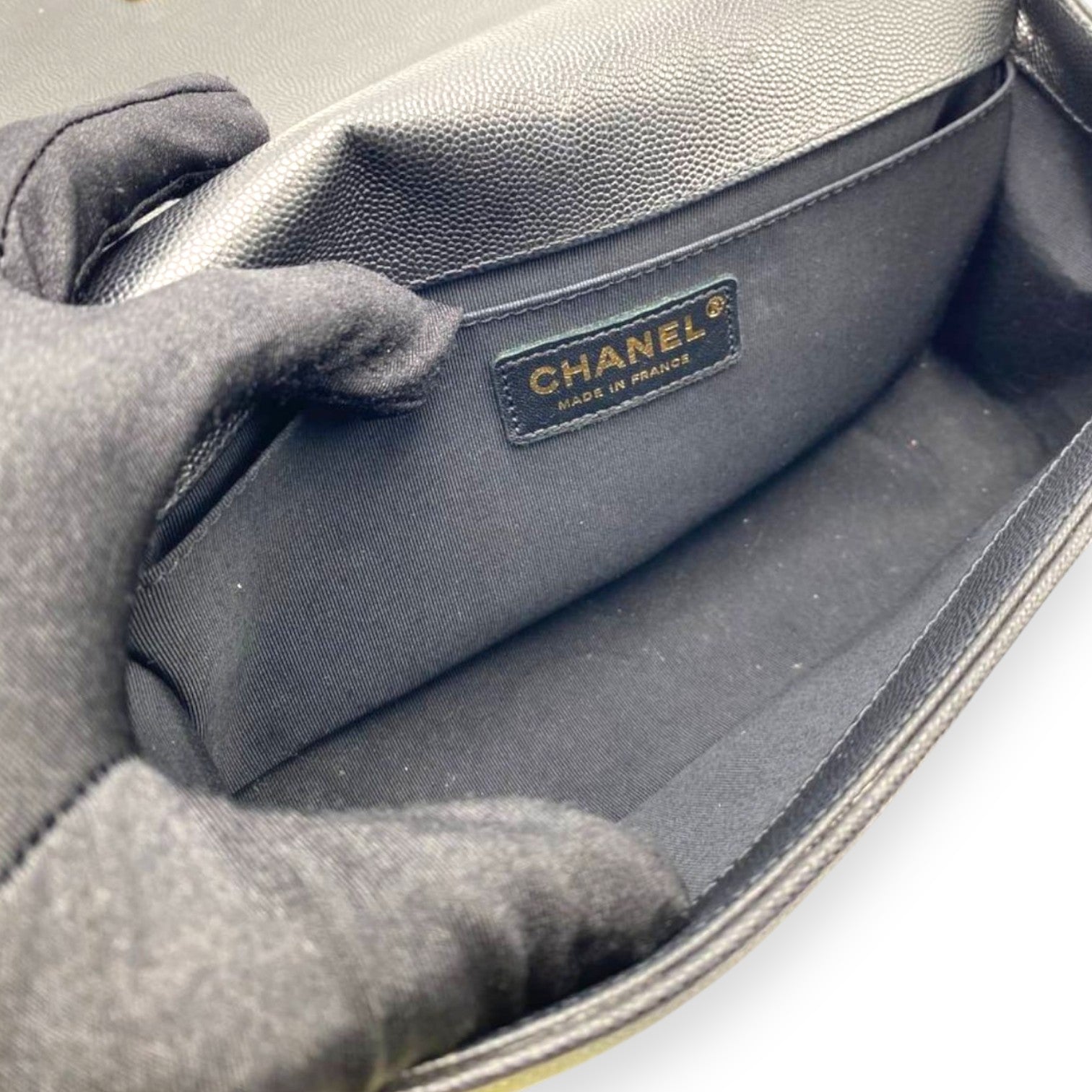 Chanel Le Boy Medium