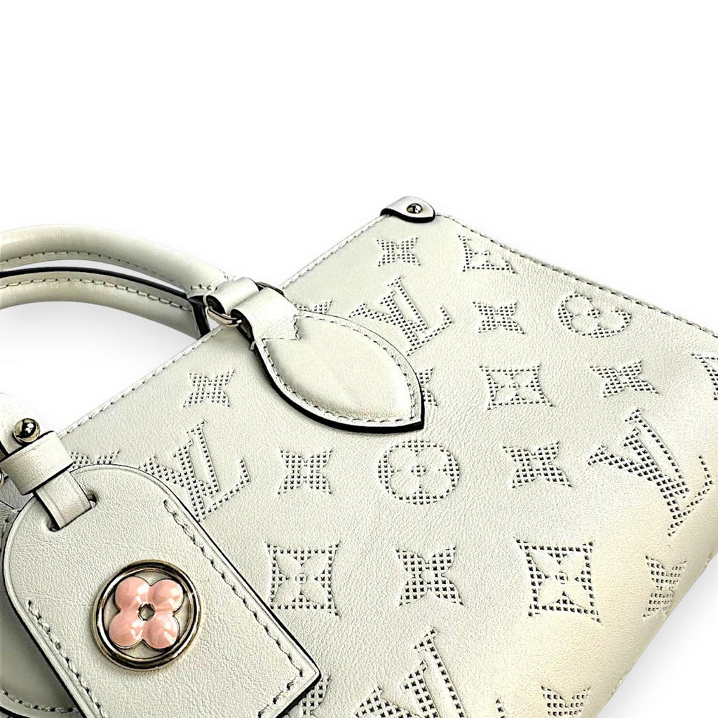 LV White Blanc OnTheGo East West
