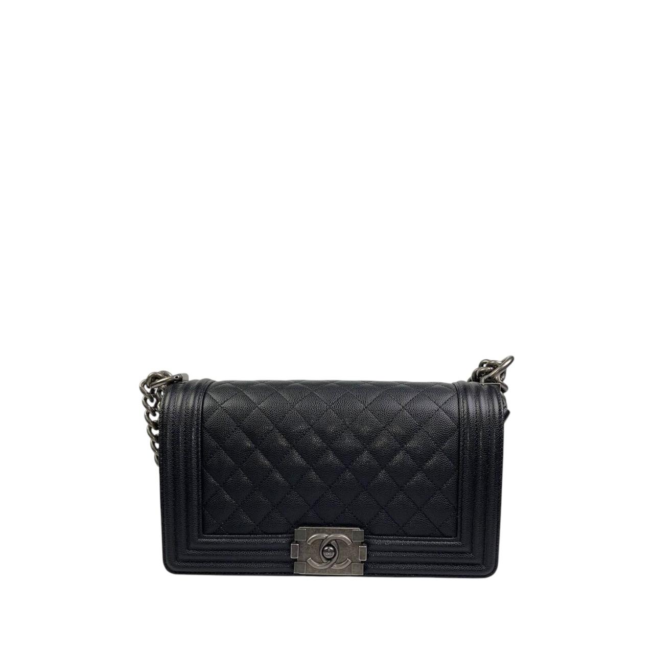 Chanel Le Boy Medium SHW Caviar