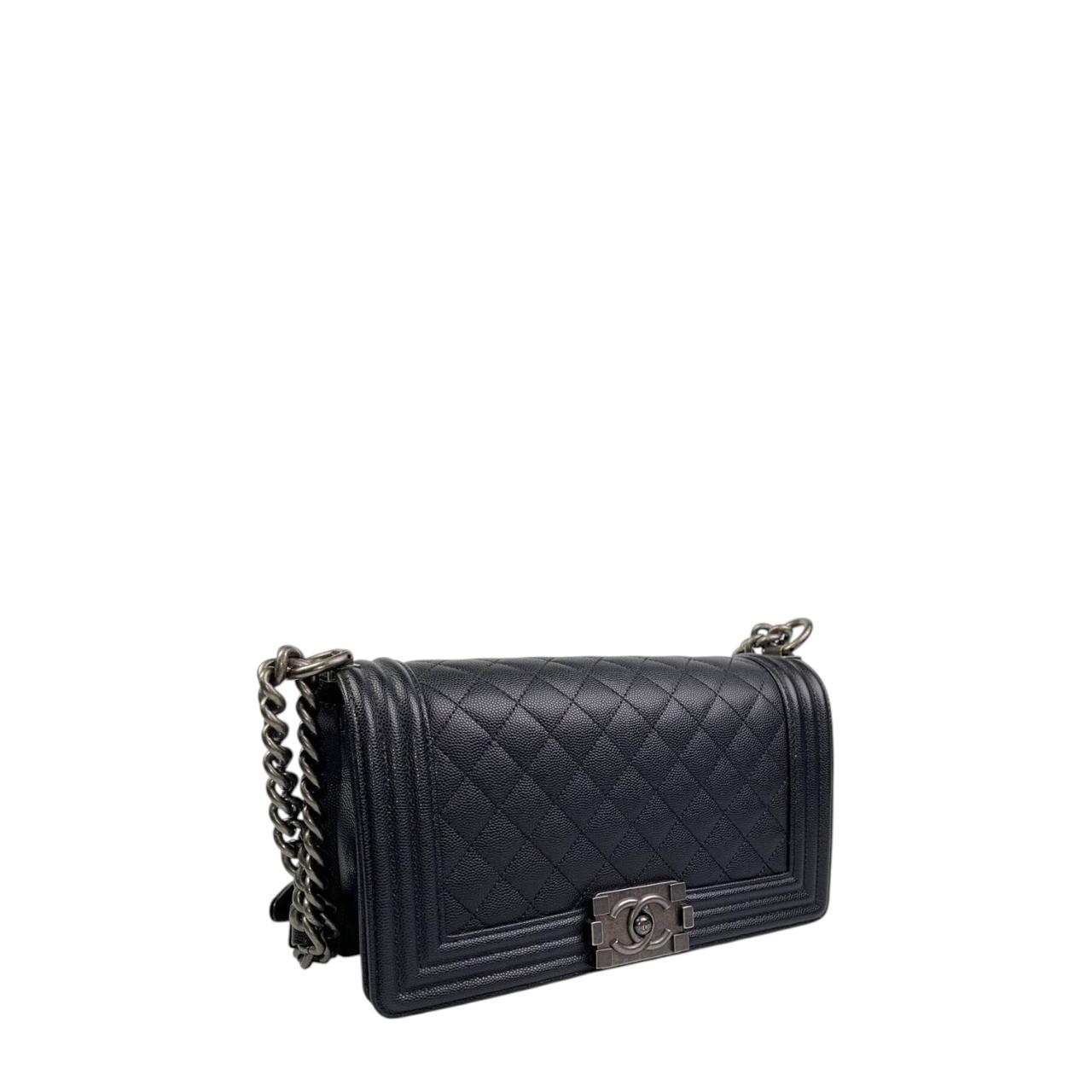 Chanel Le Boy Medium SHW Caviar