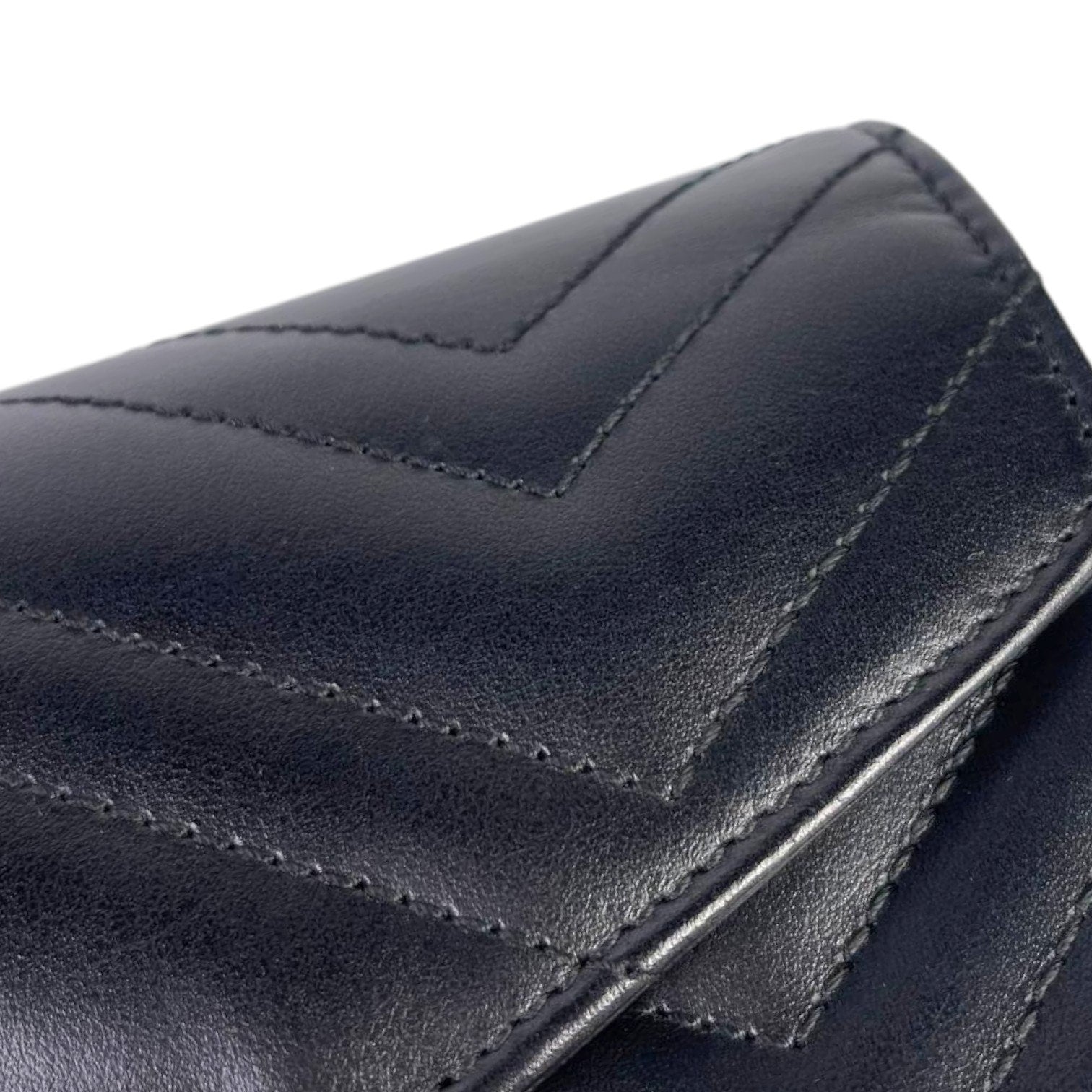 Gucci GG Marmont Leather Chain Wallet