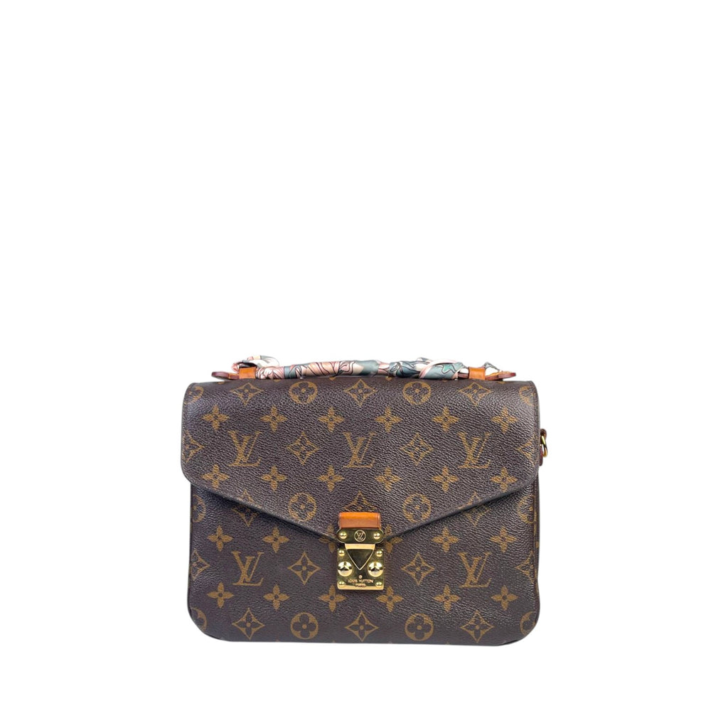 LV Pochette Metis