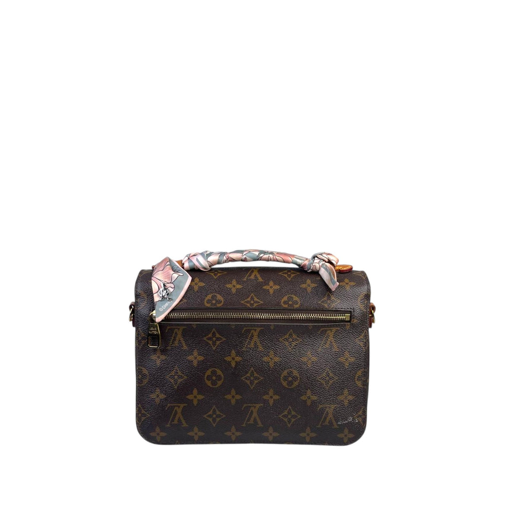 LV Pochette Metis