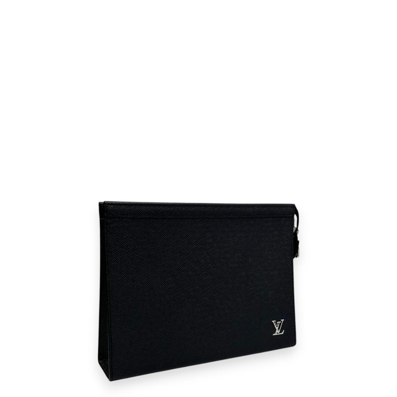 LV Pochette Voyage Men