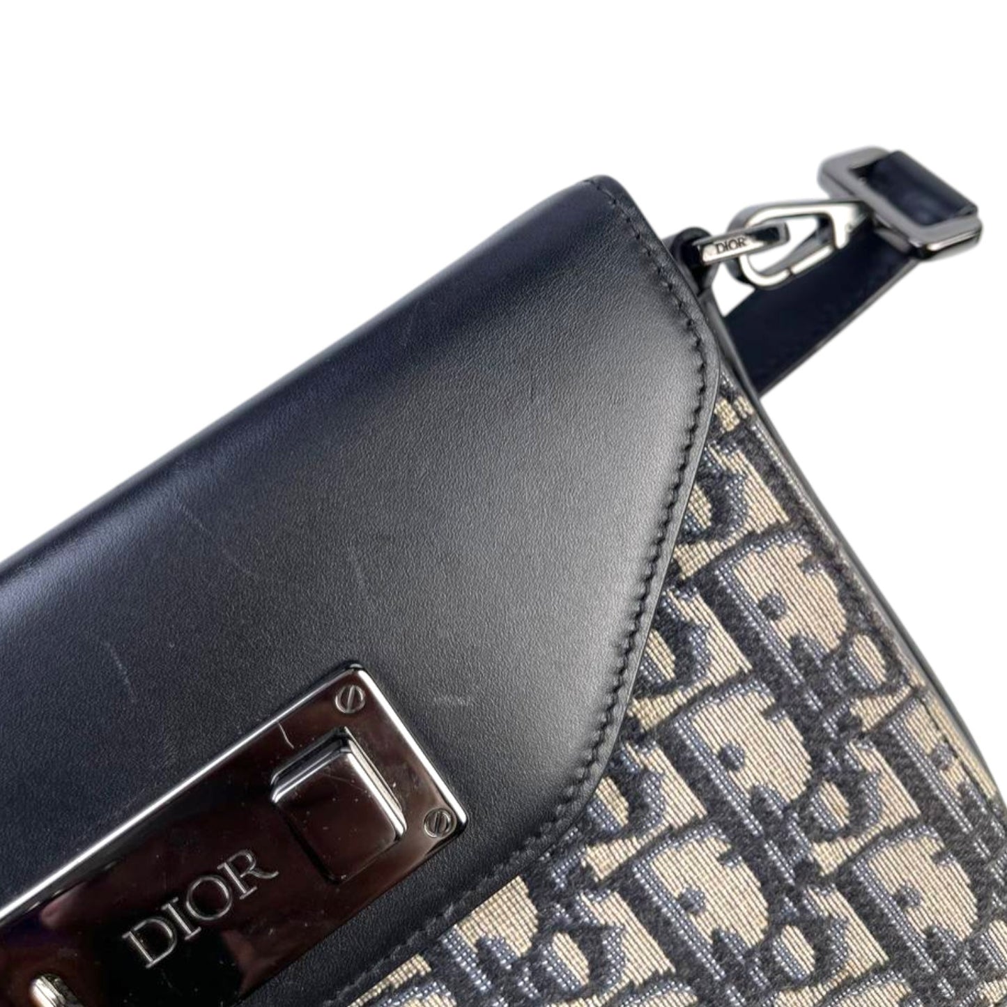 Dior Messenger Pouch