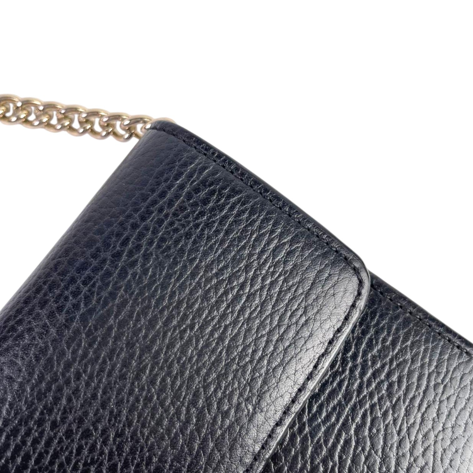 Gucci Interlocking G Leather Chain Wallet
