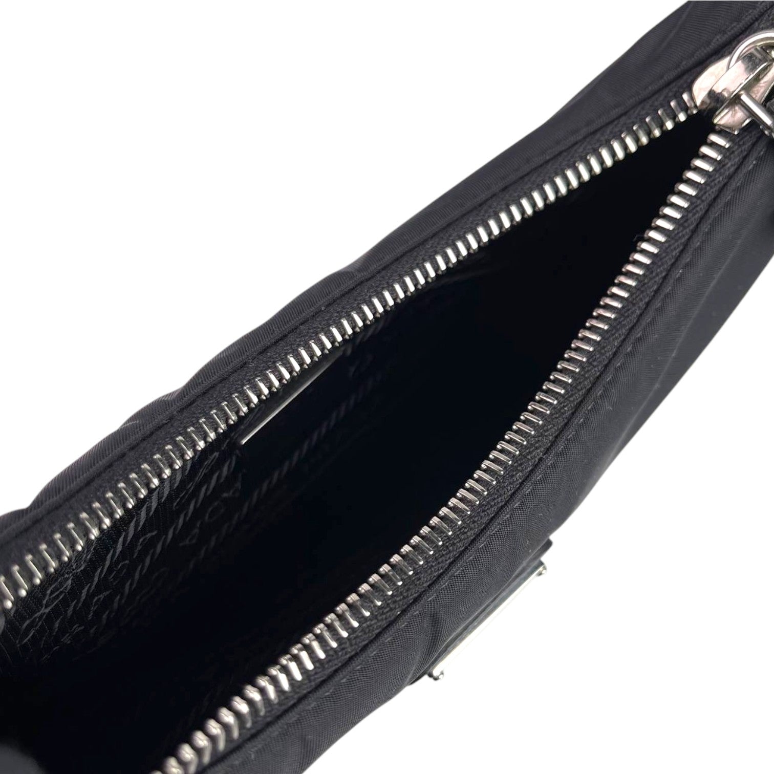 Prada Re-Edition 2005 Re-Nylon