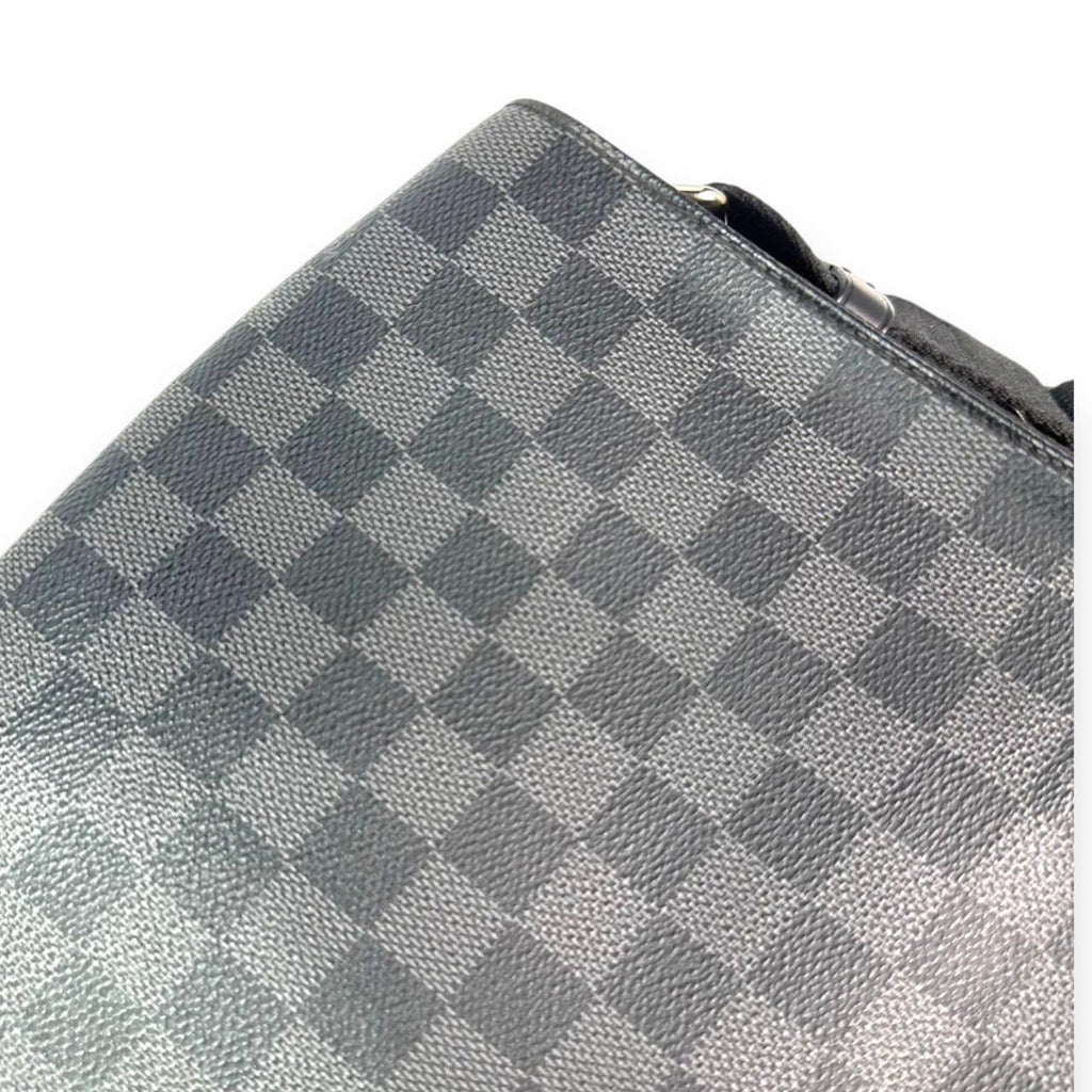 LV Messenger