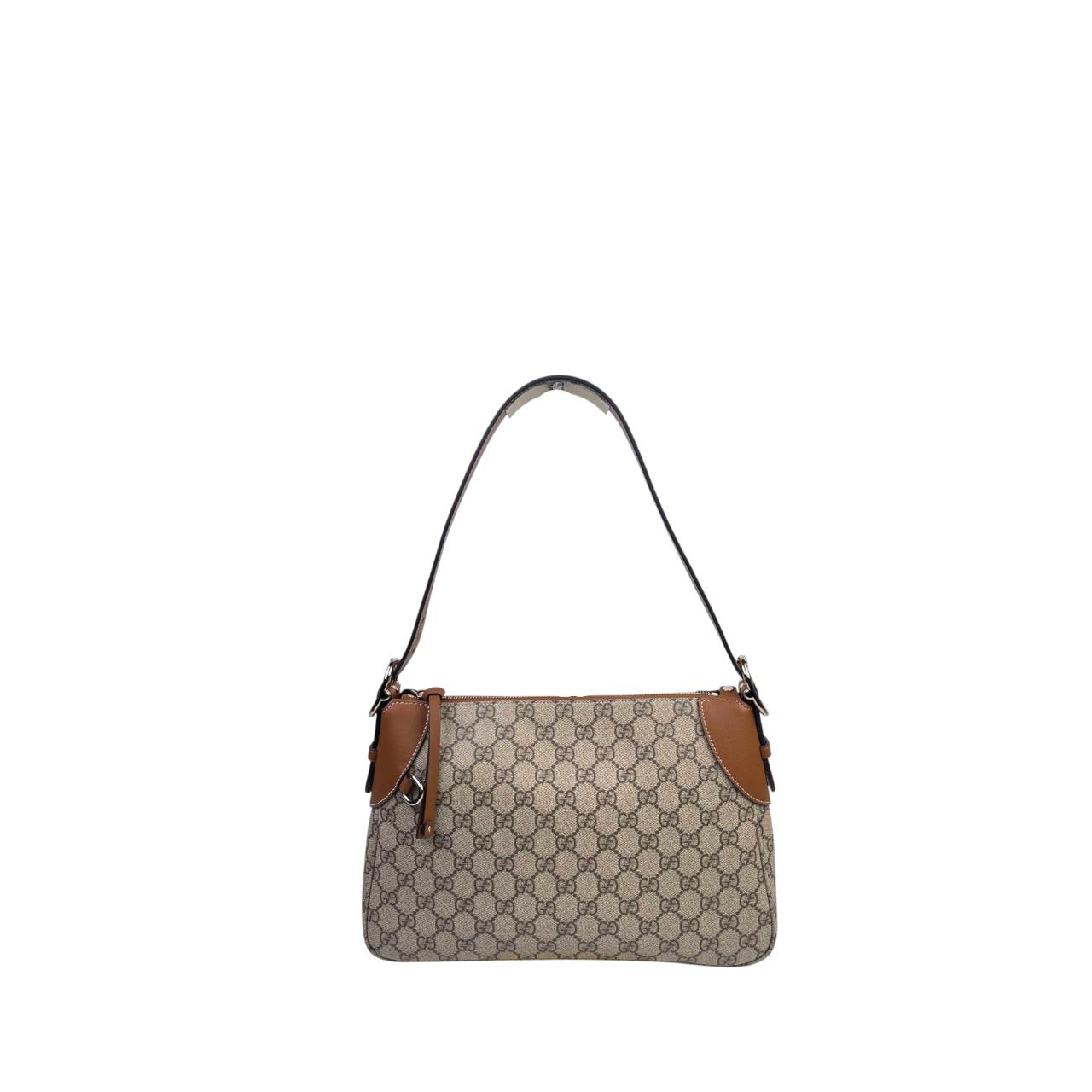 Gucci GG Emblem Small
