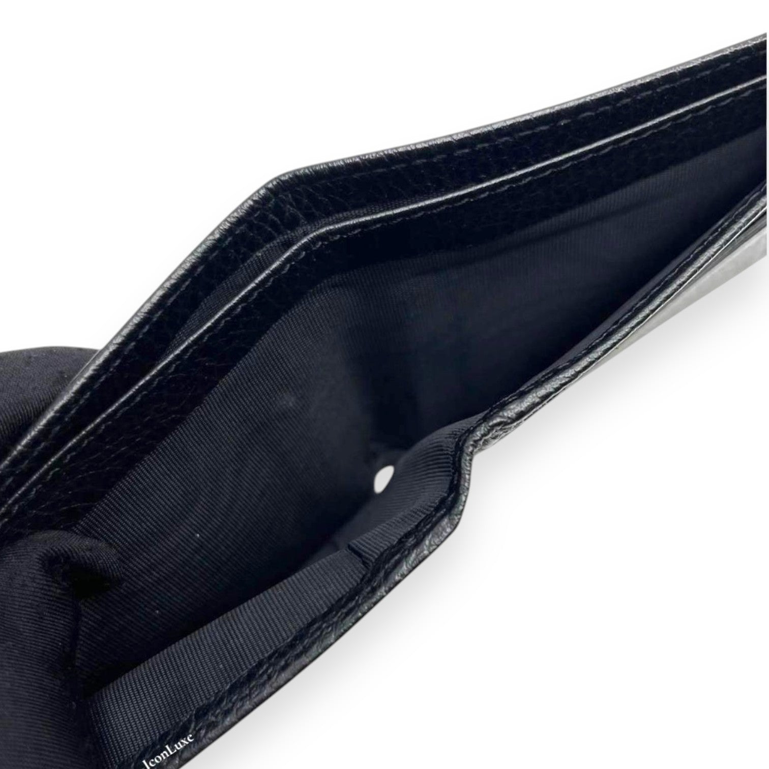 Gucci Supreme Wallet
