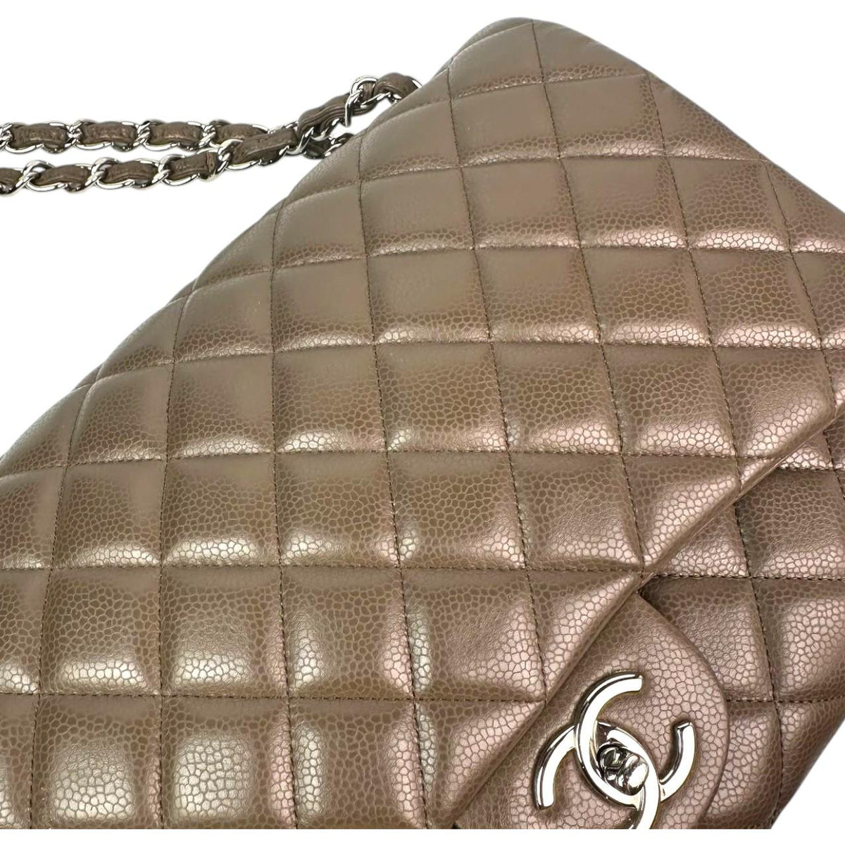 Chanel Jumbo Classic Double Flap Bag
