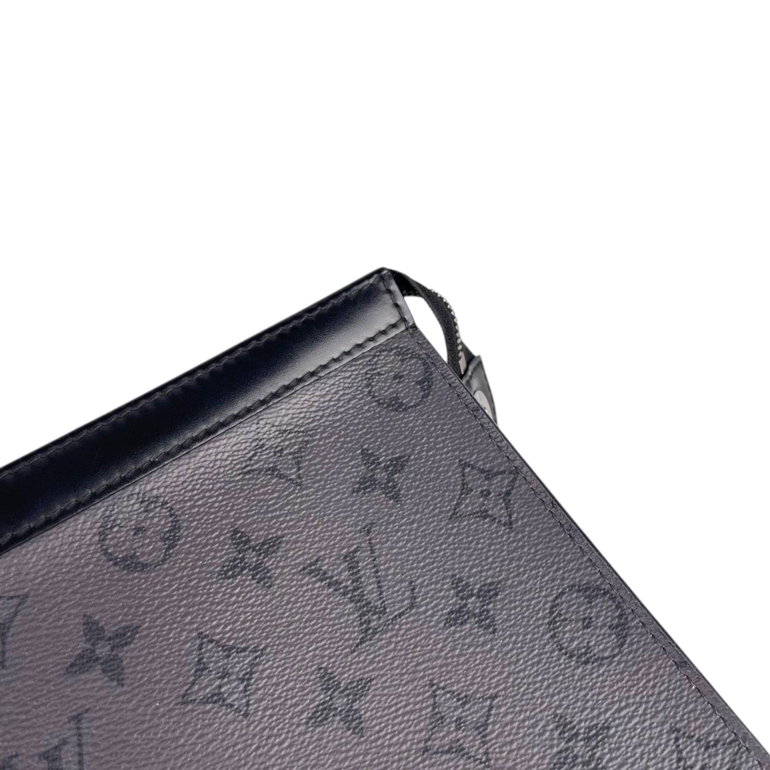LV Pochette Voyage Grey Graphite