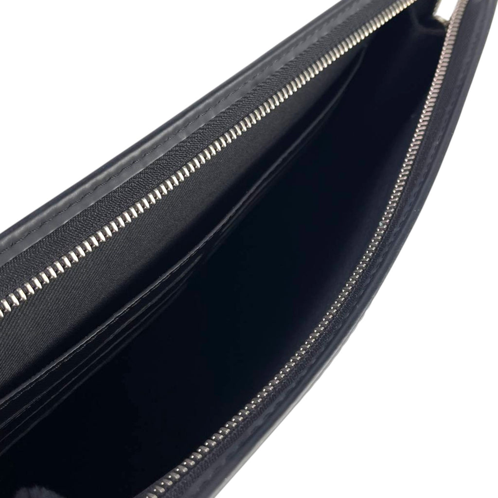 LV Pochette Voyage Reverse