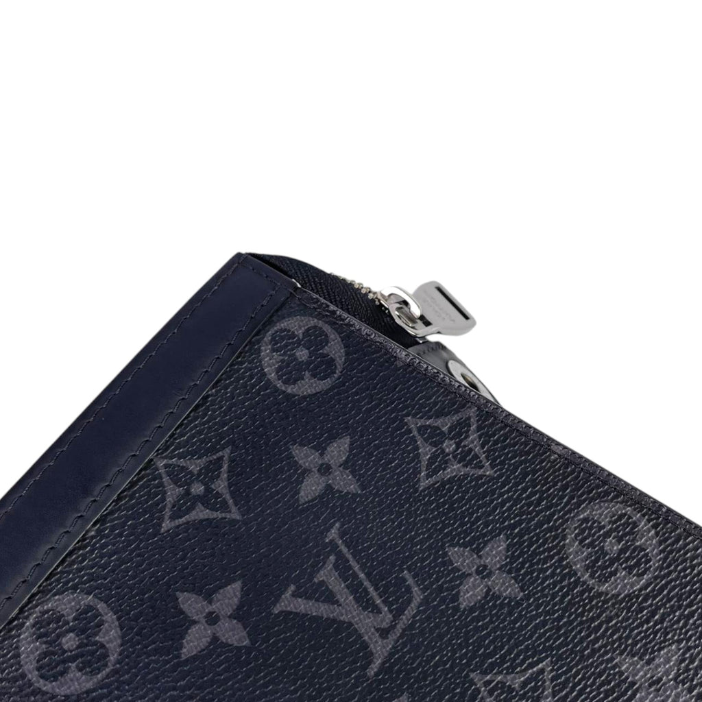 LV Pochette Voyage Reverse
