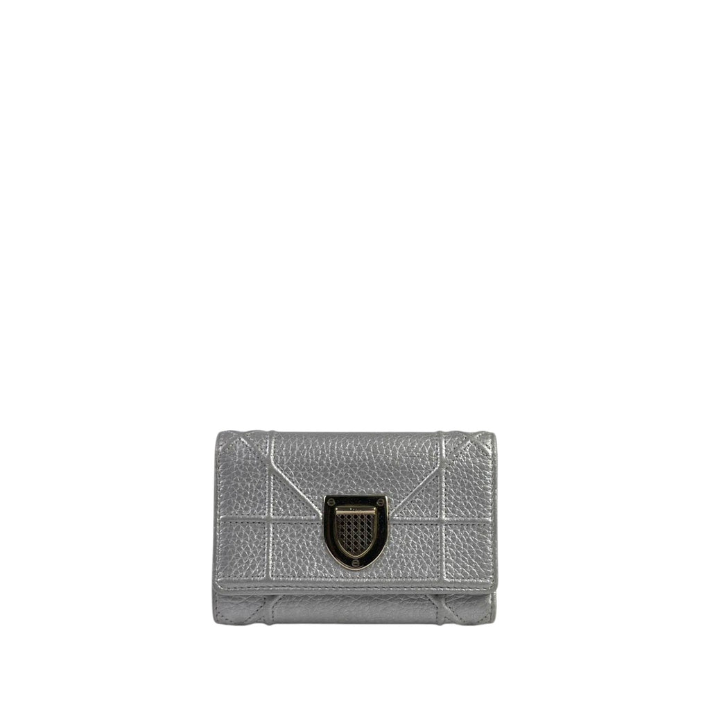 Diorama Metallic Silver