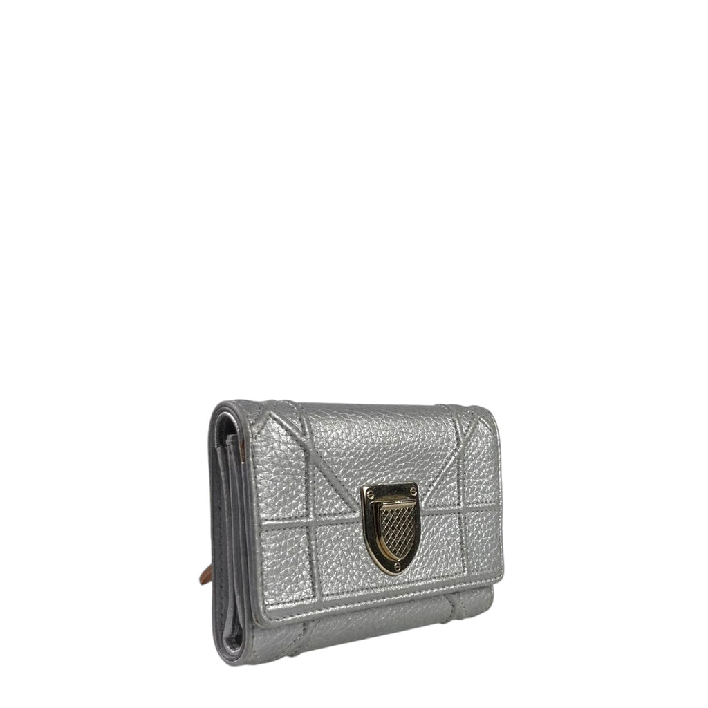 Diorama Metallic Silver