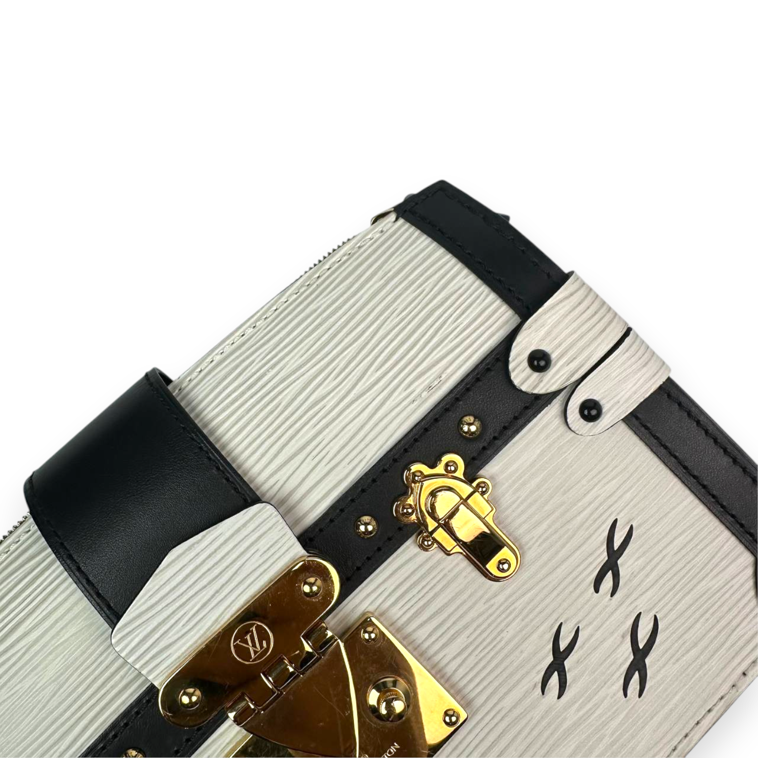 LV Epi Trunk Clutch  P5399