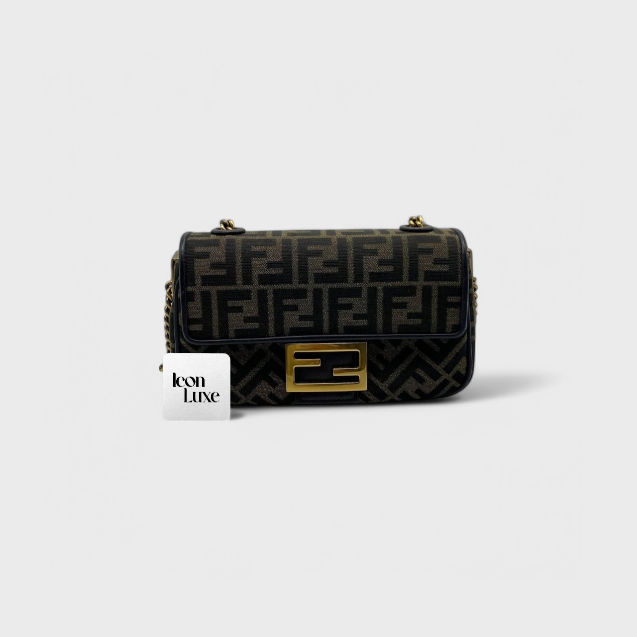 Fendi Baguette